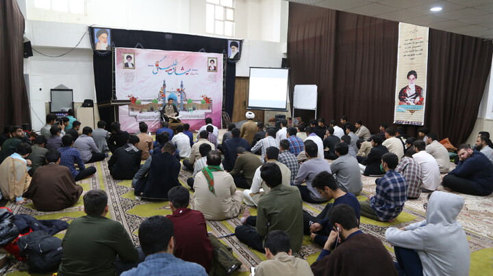 تصاویر/دوره میثاق طلبگی ویژه پذیرفته شدگان مقطع سیکل و دیپلم برگزار شد