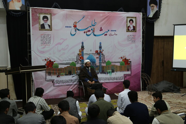 تصاویر/دوره میثاق طلبگی ویژه پذیرفته شدگان مقطع سیکل و دیپلم برگزار شد