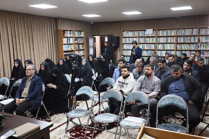 تصاویر/ نشست خبری شانزدهمین جشنواره علامه حلی و هفته پژوهش