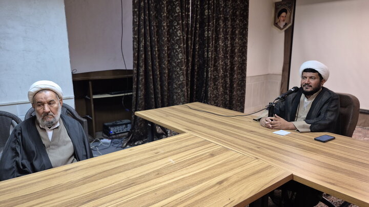 تصاویر/ نشست علمی پژوهشی طلاب مدرسه علمیه آیت‌الله مصطفوی(ره) کاشان