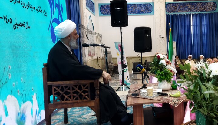 تصاویر/ سخنرانی مدیر حوزه های علمیه خواهران کشور در جمع طلاب حوزه علمیه تهران