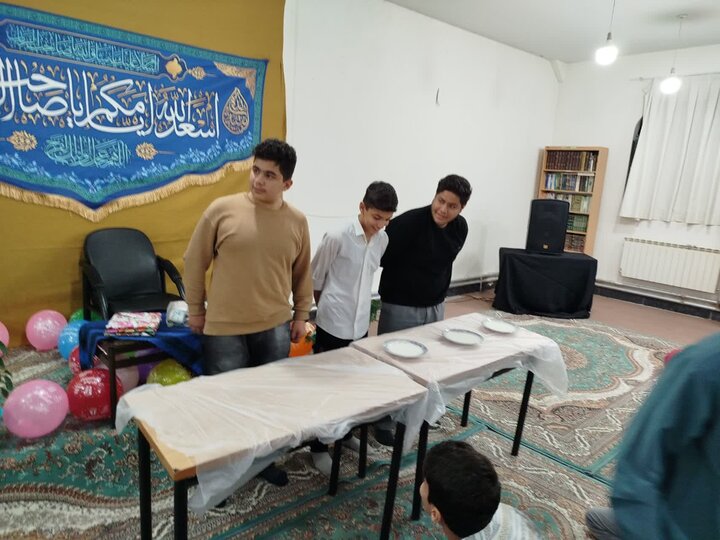 تصاویر/ مراسم جشن ولادت حضرت زهرا (س) در مدرسه علمیه نقده