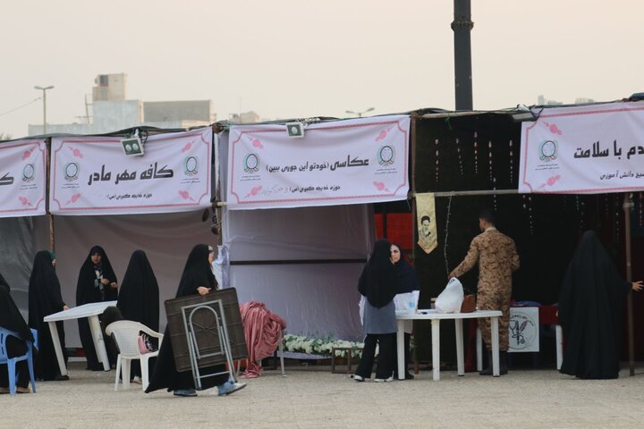 برپایی مواکب بوشهر جهت پذیرایی در مراسم جشن میلاد حضرت زهرا س