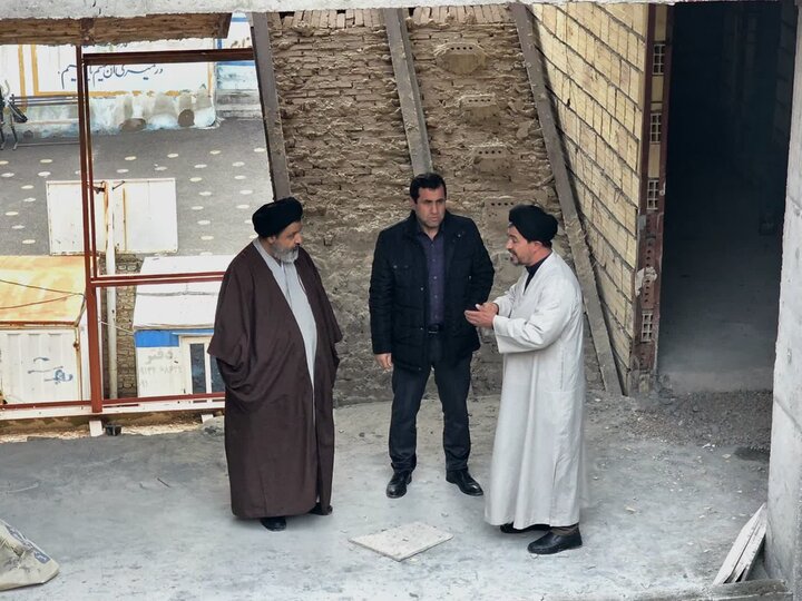 تصاویر/ بازدید مدیر حوزه علمیه خواهران آذربایجان غربی از ساختمان مدرسه علمیه خواهران در حال تاسیس ماکو