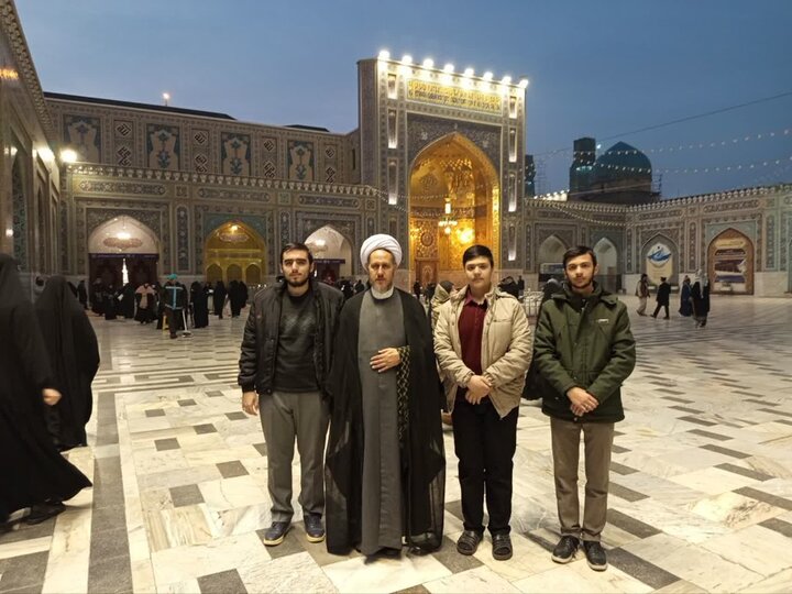 تصاویر/ اردوی زیارتی طلاب خوی به مشهد مقدس
