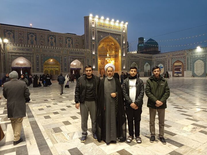 تصاویر/ اردوی زیارتی طلاب خوی به مشهد مقدس