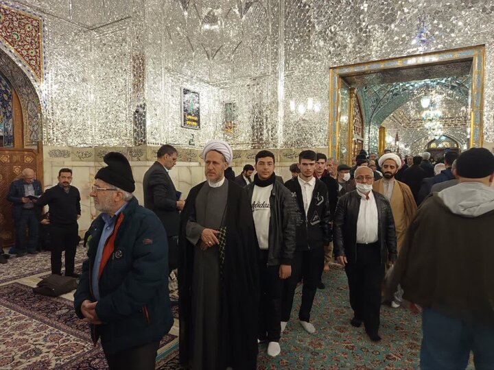 تصاویر/ اردوی زیارتی طلاب خوی به مشهد مقدس