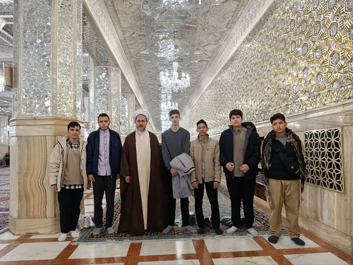 تصاویر/ اردوی زیارتی طلاب خوی به مشهد مقدس