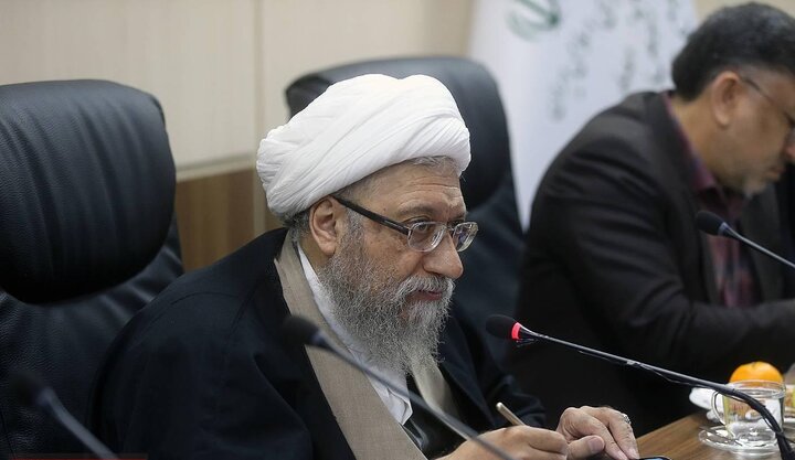 تصاویر/ دیدار رئیس مجمع تشخیص مصلت نظام با دانشجویان