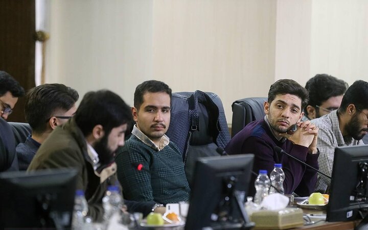 تصاویر/ دیدار رئیس مجمع تشخیص مصلت نظام با دانشجویان