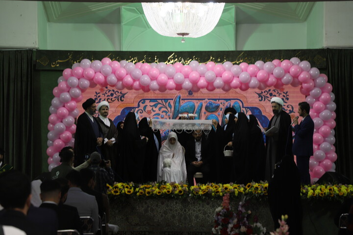تصاویر/ جشن ازدواج ۷۳۰ زوج دانشجودر حرم مطهر حضرت فاطمه معصومه(س)