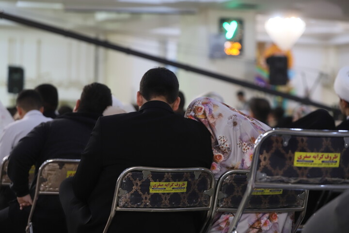 تصاویر/ جشن ازدواج ۷۳۰ زوج دانشجودر حرم مطهر حضرت فاطمه معصومه(س)