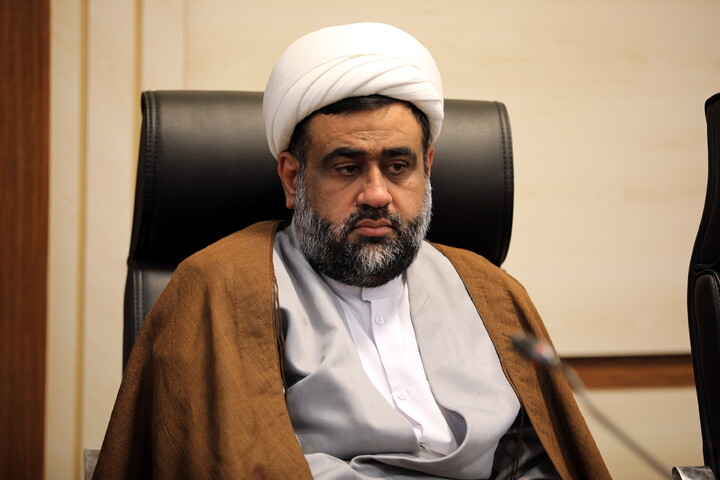 تصاویر/ نشست تبلیغی معاون تبلیغ و امور فرهنگی حوزه های علمیه با مبلغین فعال در دانشگاه های استان قم