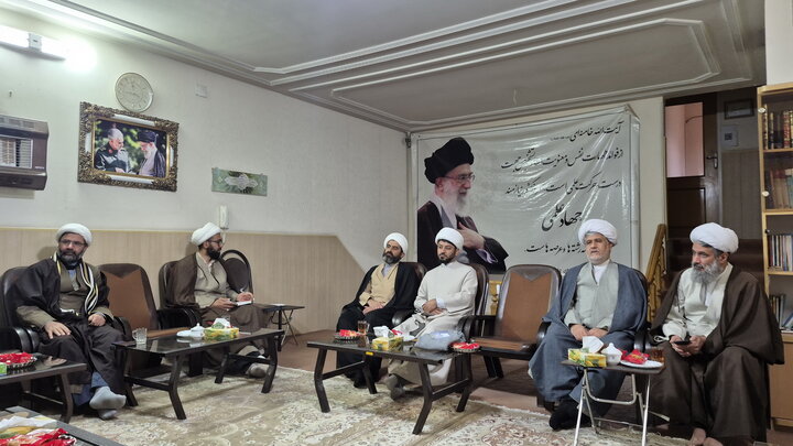 تصاویر/ نشست معاونان اجرایی مدارس علمیه منطقه کاشان