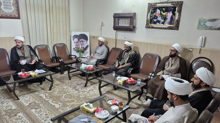 تصاویر/ نشست معاونان اجرایی مدارس علمیه منطقه کاشان