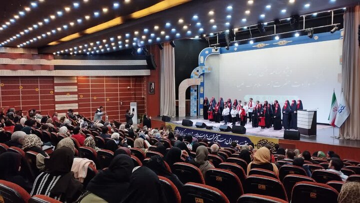 تصاویر/ویژه برنامه ی ولادت حضرت زهرا سلام الله در اراک