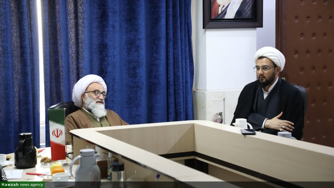 حضور عضو مجلس خبرگان رهبری در دفتر تبلیغات اسلامی خوزستان