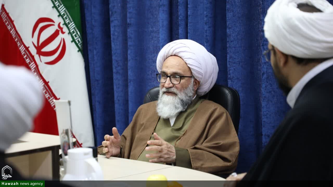 حضور عضو مجلس خبرگان رهبری در دفتر تبلیغات اسلامی خوزستان
