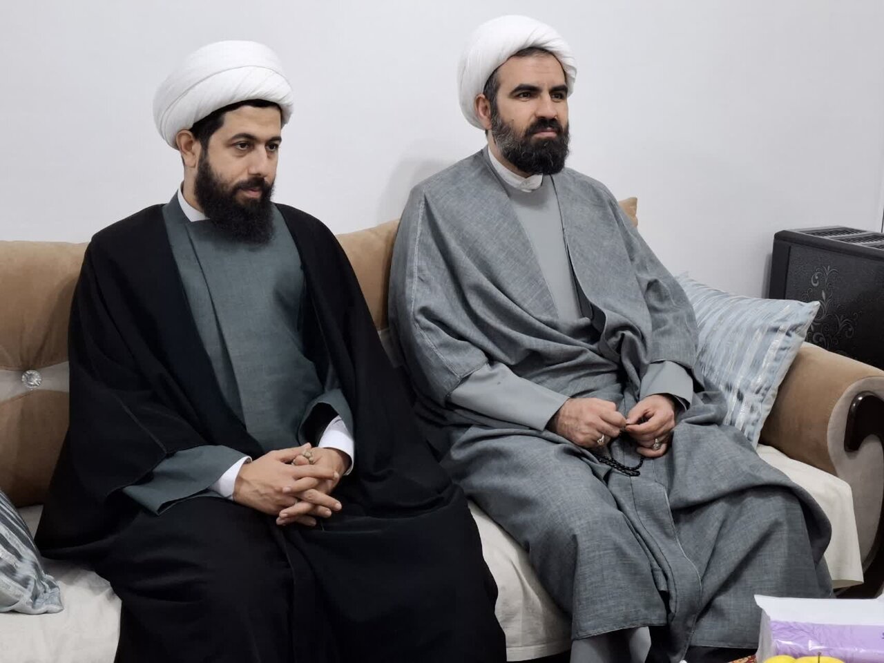 دیدار مسئولان حوزه علمیه استان گیلان با خانواده روحانی شهید محمدعلی اصغری+ تصاویر