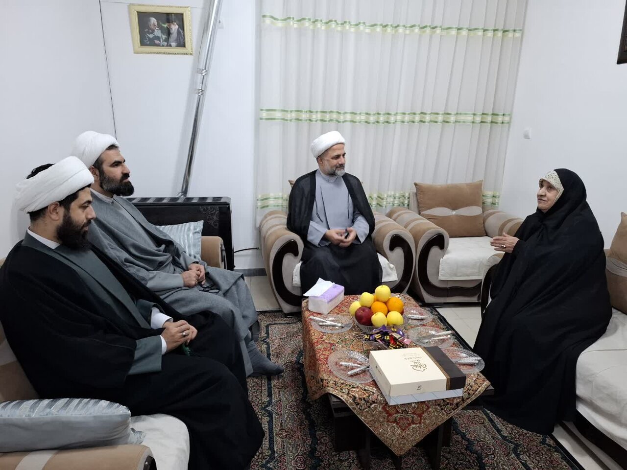 دیدار مسئولان حوزه علمیه استان گیلان با خانواده روحانی شهید محمدعلی اصغری+ تصاویر