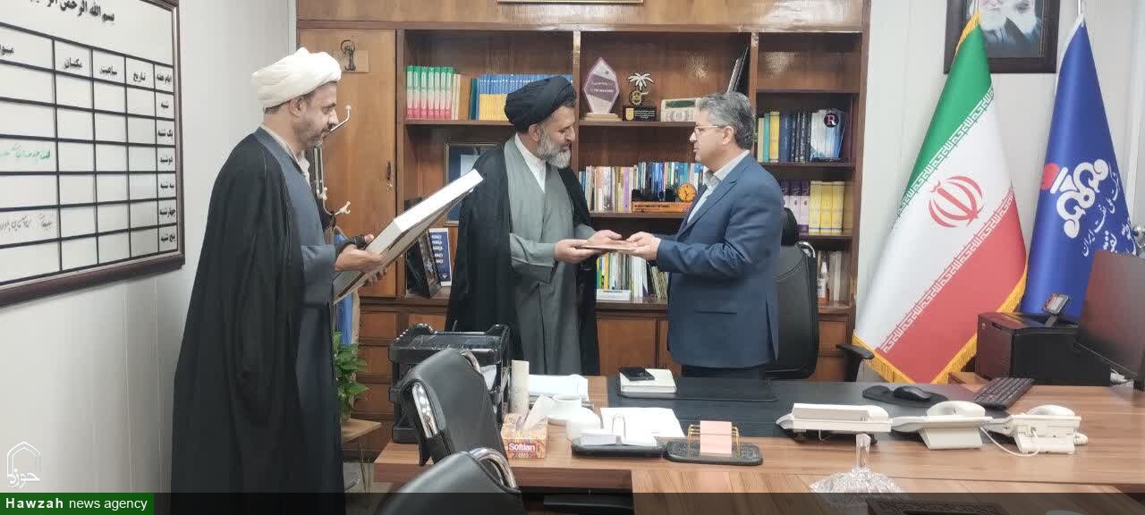 قدردانی اعضای ستاد بزرگداشت آیت الله بهبهانی(ره) از مدیران خوزستان