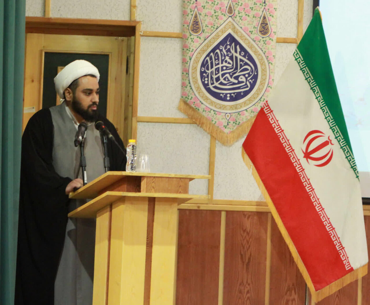 نمایندگان طلاب پیشنهادهای خود را با آیت الله اعرافی در میان گذاشتند