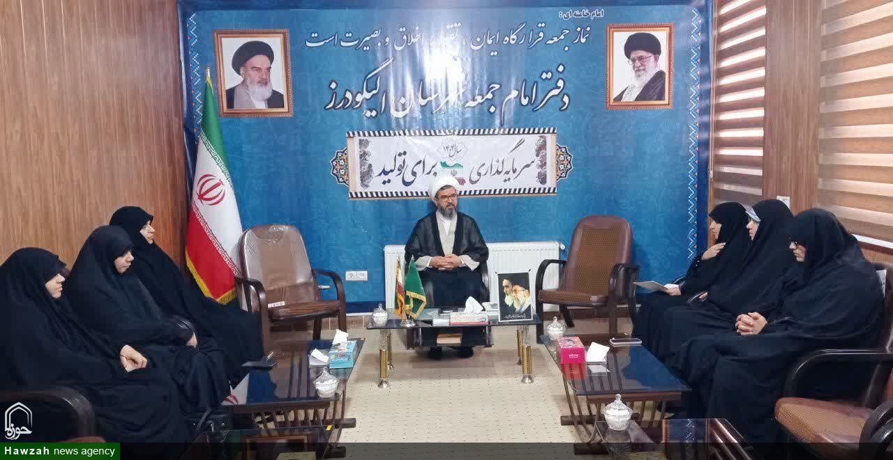 خواهران طلبه پرچمداران صیانت از آموزه‌های دینی و اخلاقی در جامعه هستند