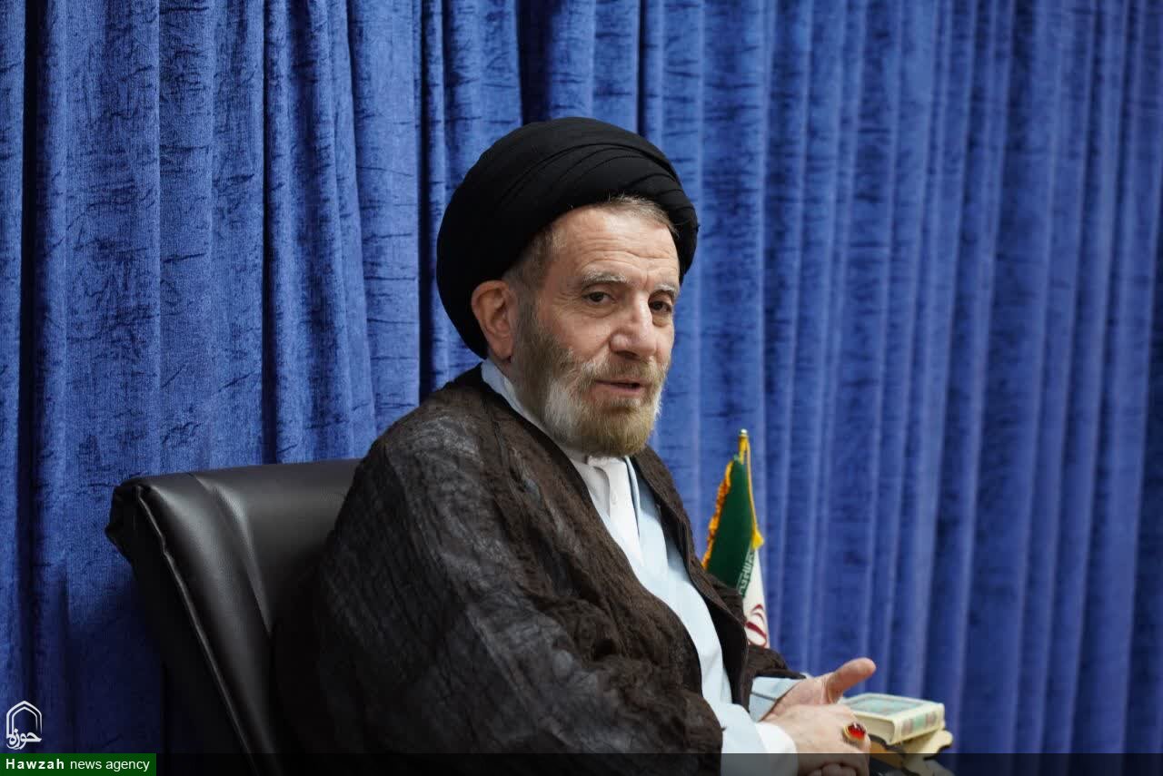 قدردانی نماینده ولی فقیه در لرستان از فعالیت‌های مؤسسه امام خمینی(ره)