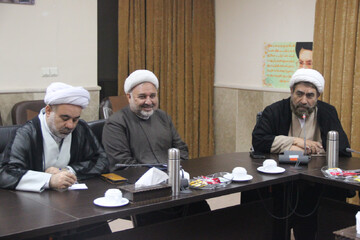 تصاویر / نشست هماهنگی برنامه های هفته وحدت حوزه و دانشگاه