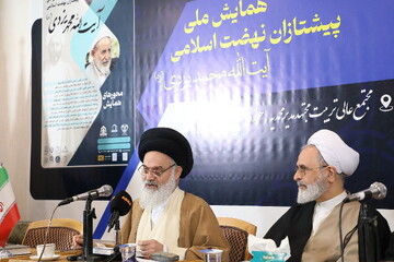 حیات آیت‌الله‌یزدی مشحون از جهاد، تکلیف‌گرایی و خدمت بود