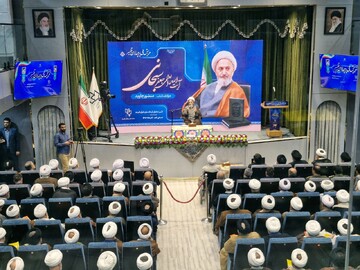 تصاویر/ همایش ملی پرچمداران تفسیر (۲)