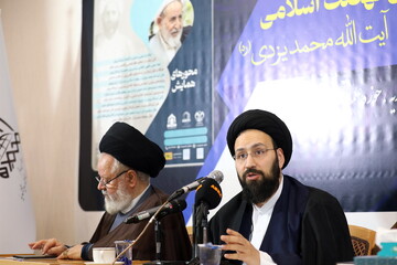 آیت‌الله یزدی(ره) از چهره‌های درخشان انقلاب اسلامی است