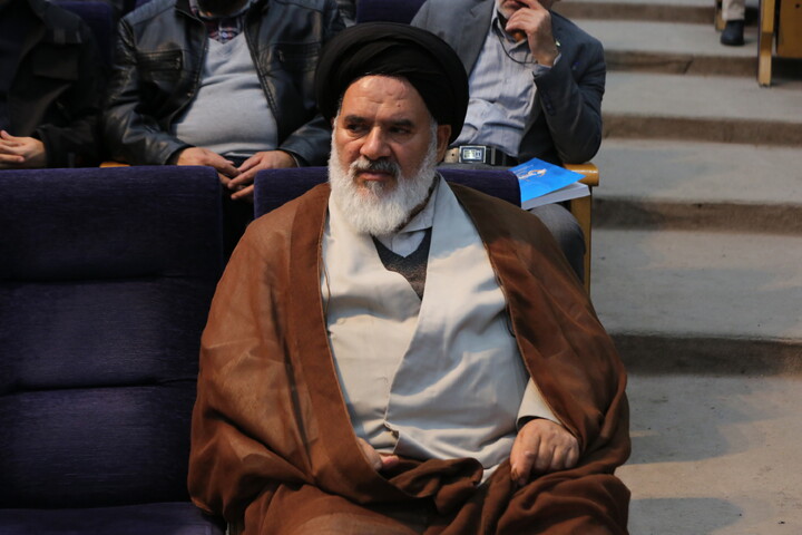 تصاویر / آیین اختتامیه پنجمین کنگره ملّی شعر حضرت مادر در اصفهان