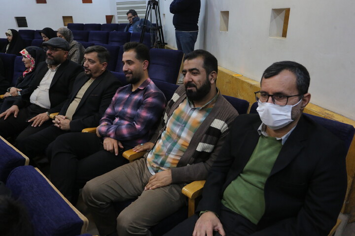 تصاویر / آیین اختتامیه پنجمین کنگره ملّی شعر حضرت مادر در اصفهان