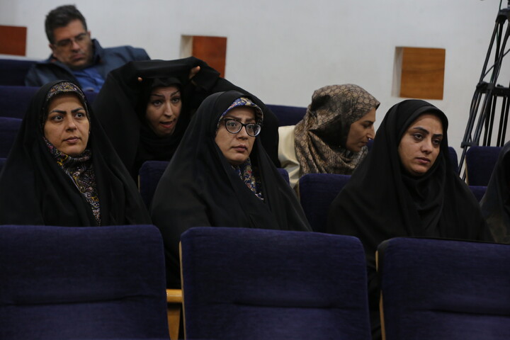 تصاویر / آیین اختتامیه پنجمین کنگره ملّی شعر حضرت مادر در اصفهان