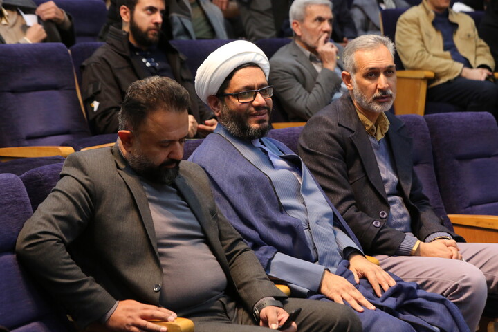 تصاویر / آیین اختتامیه پنجمین کنگره ملّی شعر حضرت مادر در اصفهان