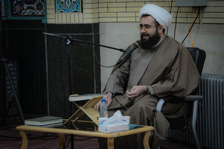 تصاویر/جشن ولادت حضرت زهرا سلام‌الله‌علیها در مدرسه علمیه آیت‌الله آخوند همدان