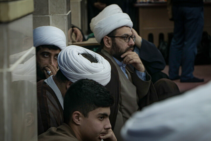 تصاویر/جشن ولادت حضرت زهرا سلام‌الله‌علیها در مدرسه علمیه آیت‌الله آخوند همدان