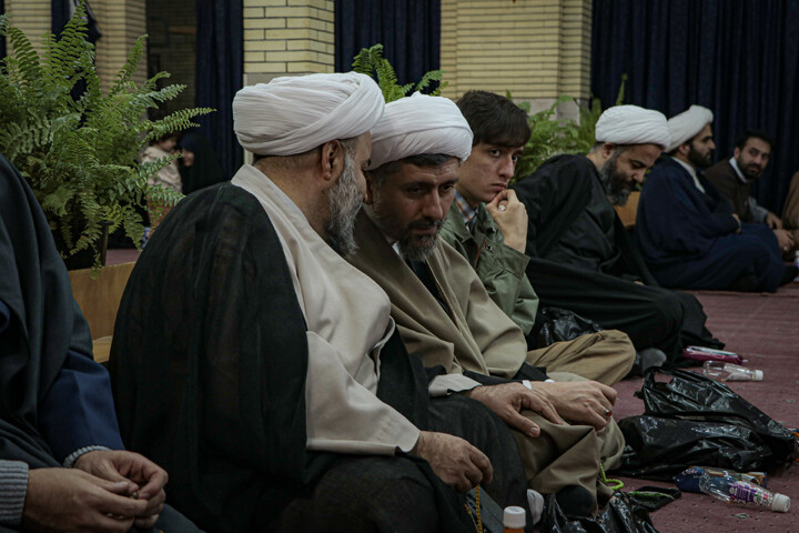 تصاویر/جشن ولادت حضرت زهرا سلام‌الله‌علیها در مدرسه علمیه آیت‌الله آخوند همدان