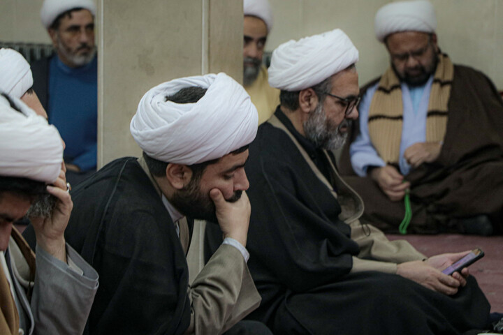 تصاویر/جشن ولادت حضرت زهرا سلام‌الله‌علیها در مدرسه علمیه آیت‌الله آخوند همدان