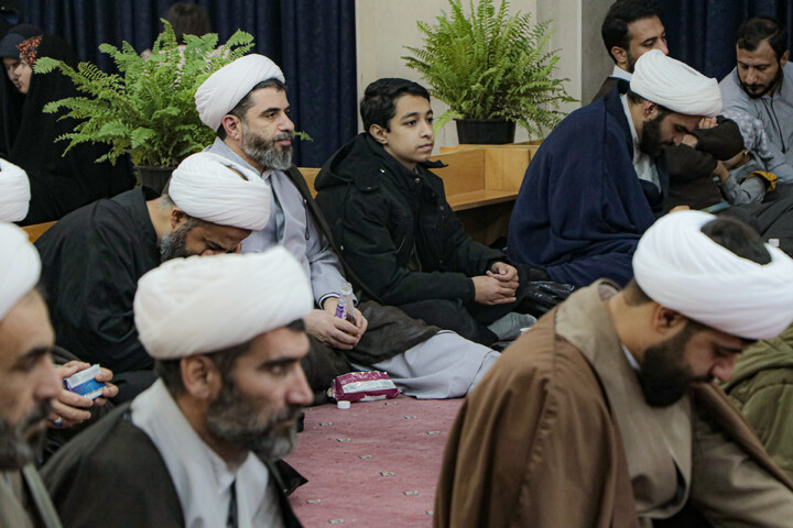 تصاویر/جشن ولادت حضرت زهرا سلام‌الله‌علیها در مدرسه علمیه آیت‌الله آخوند همدان