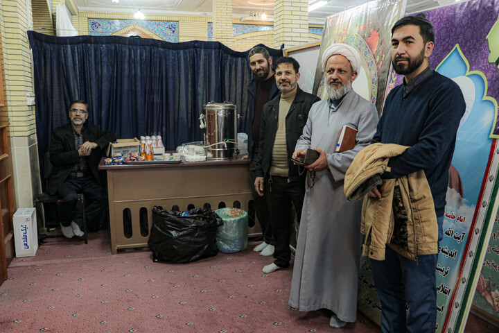 تصاویر/جشن ولادت حضرت زهرا سلام‌الله‌علیها در مدرسه علمیه آیت‌الله آخوند همدان