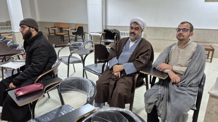 تصاویر/ تربیت مربی نهج‌البلاغه طلاب ممتاز مدرسه علمیه امام خمینی(ره) کاشان