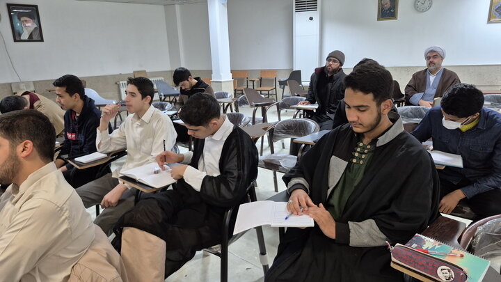 تصاویر/ تربیت مربی نهج‌البلاغه طلاب ممتاز مدرسه علمیه امام خمینی(ره) کاشان