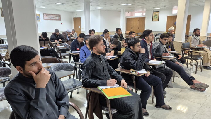 تصاویر/ تربیت مربی نهج‌البلاغه طلاب ممتاز مدرسه علمیه امام خمینی(ره) کاشان