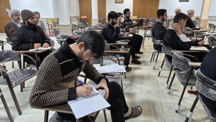 تصاویر/ تربیت مربی نهج‌البلاغه طلاب ممتاز مدرسه علمیه امام خمینی(ره) کاشان