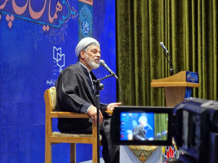 تصاویر/ همایش ملی پرچمداران تفسیر ۱