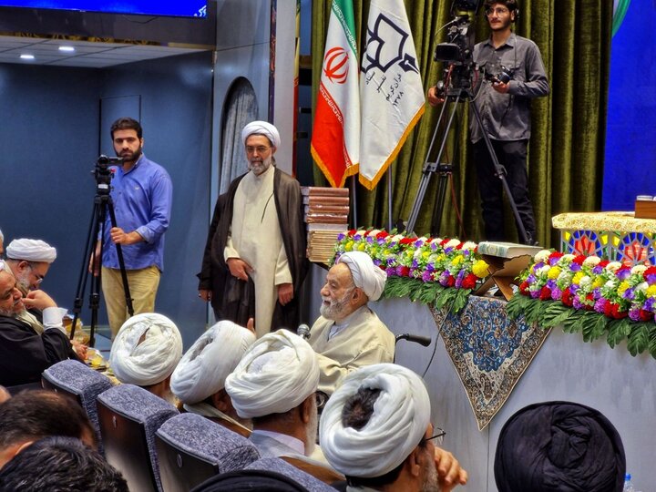 تصاویر/ همایش ملی پرچمداران تفسیر ۱