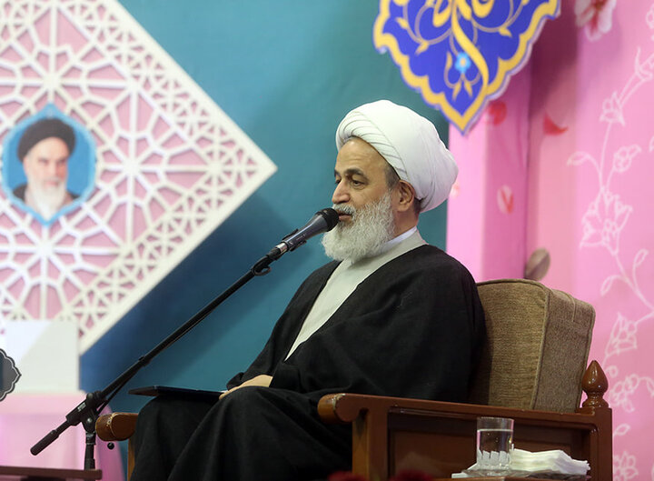 فرهنگ تکریم مادران به خوبی تبیین نشده است