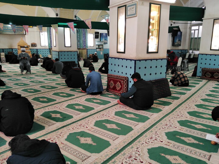 تصاویر/ آغاز امتحانات جنبی و مطالعاتی مدرسه علمیه آیت‌الله مدنی کاشانی(ره)